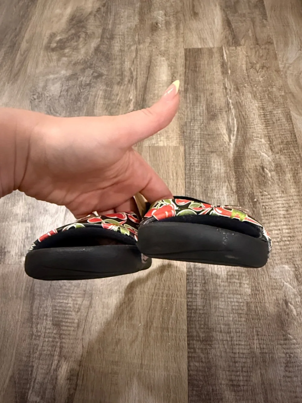 Nike kids slides